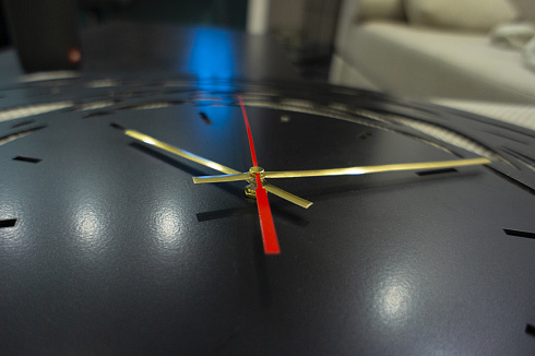 Часы индастриал